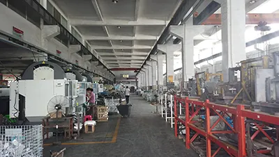 ورشة تشكيل المعادن والصب بالقوالب