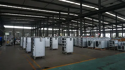 ورشة تصنيع معدات المطابخ التجارية