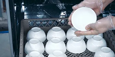 غسالة الصحون والأطباق وتعقيمها