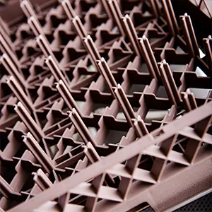 رفوف الصحون والأطباق