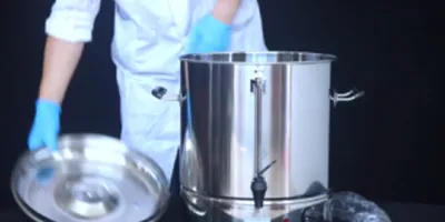 غلاية ماء كهربائية