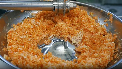 تقطيع وفرم الخضروات