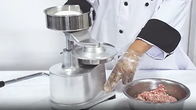 مكبس يدوي لتشكيل أقراص لحم برجر