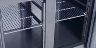 طاولات تحضير مبردة