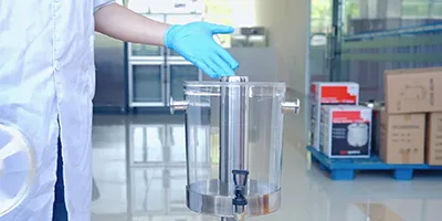 موزع مشروبات للبوفيات (ديسبنسر عصير، حليب، قهوة، إلخ)