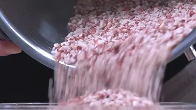 جرش المكسرات والفول السوداني